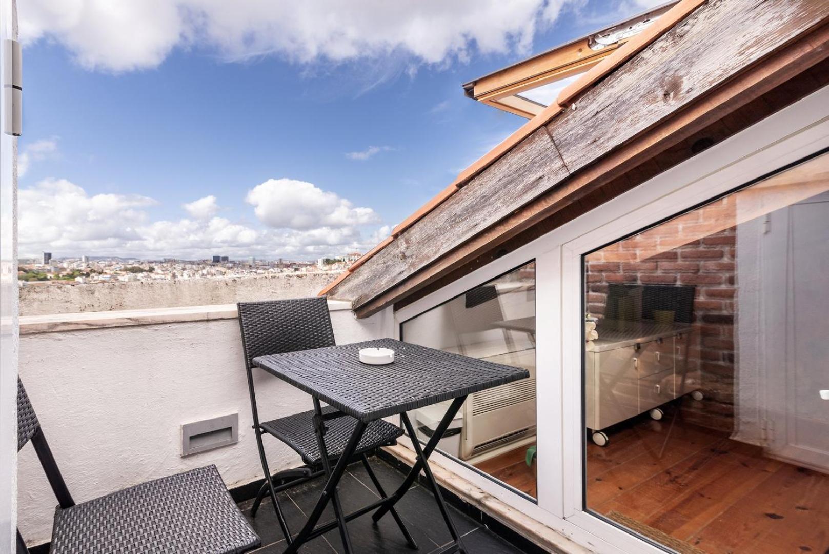 Appartement Guestready - Fantastic Rustic Duplex With Terrace à Lisboa Extérieur photo