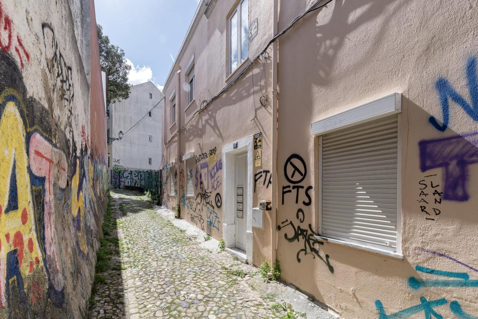 Appartement Guestready - Fantastic Rustic Duplex With Terrace à Lisboa Extérieur photo
